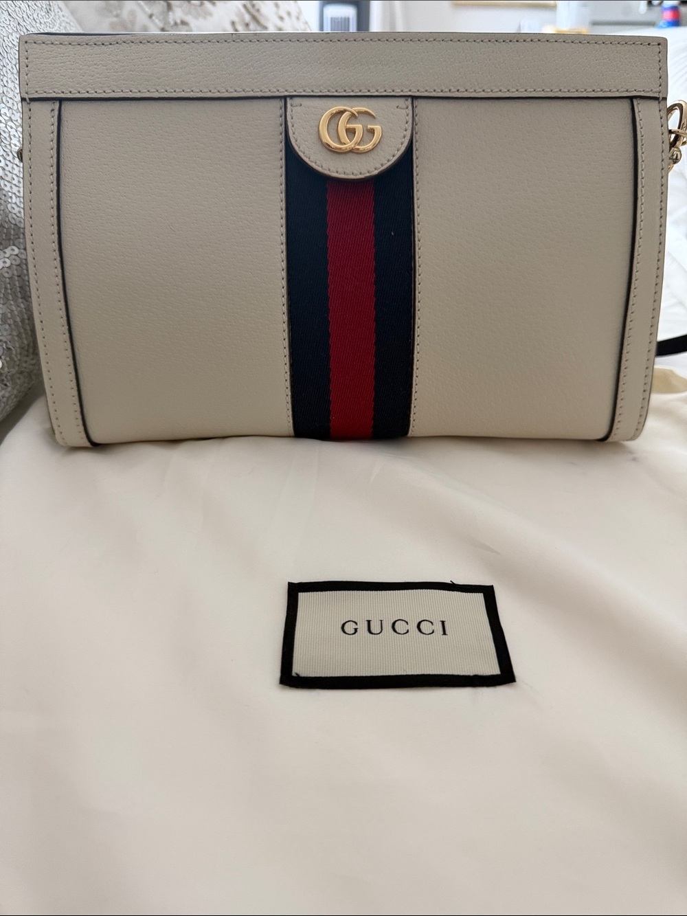 GUCCI
Small White Ophidia Shoulder Bag In White Leather